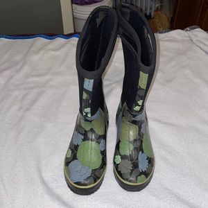 BOGS Classic Tall Womens Waterproof Boots